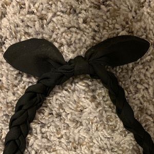 Black bow braid headband